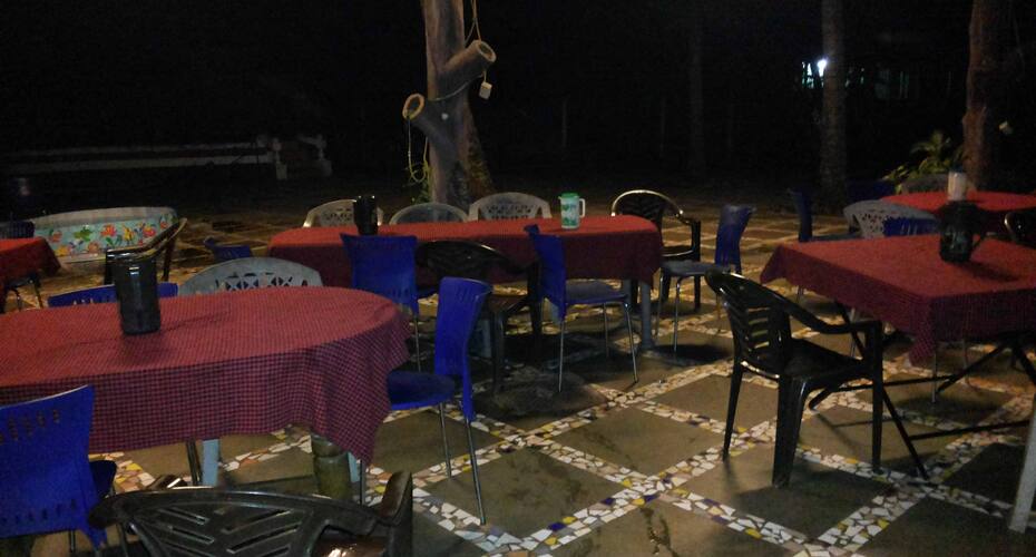 Hotel Sunaina Garden, Goa 4